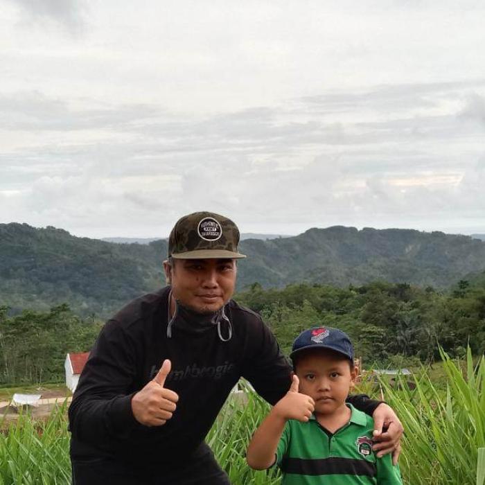 Jadikan Literasi Membaca sebagai Budaya di Madrasah - Oleh : H. Dadang, S.Ag., M. Si. (Guru MTsN 3 Tasikmalaya)